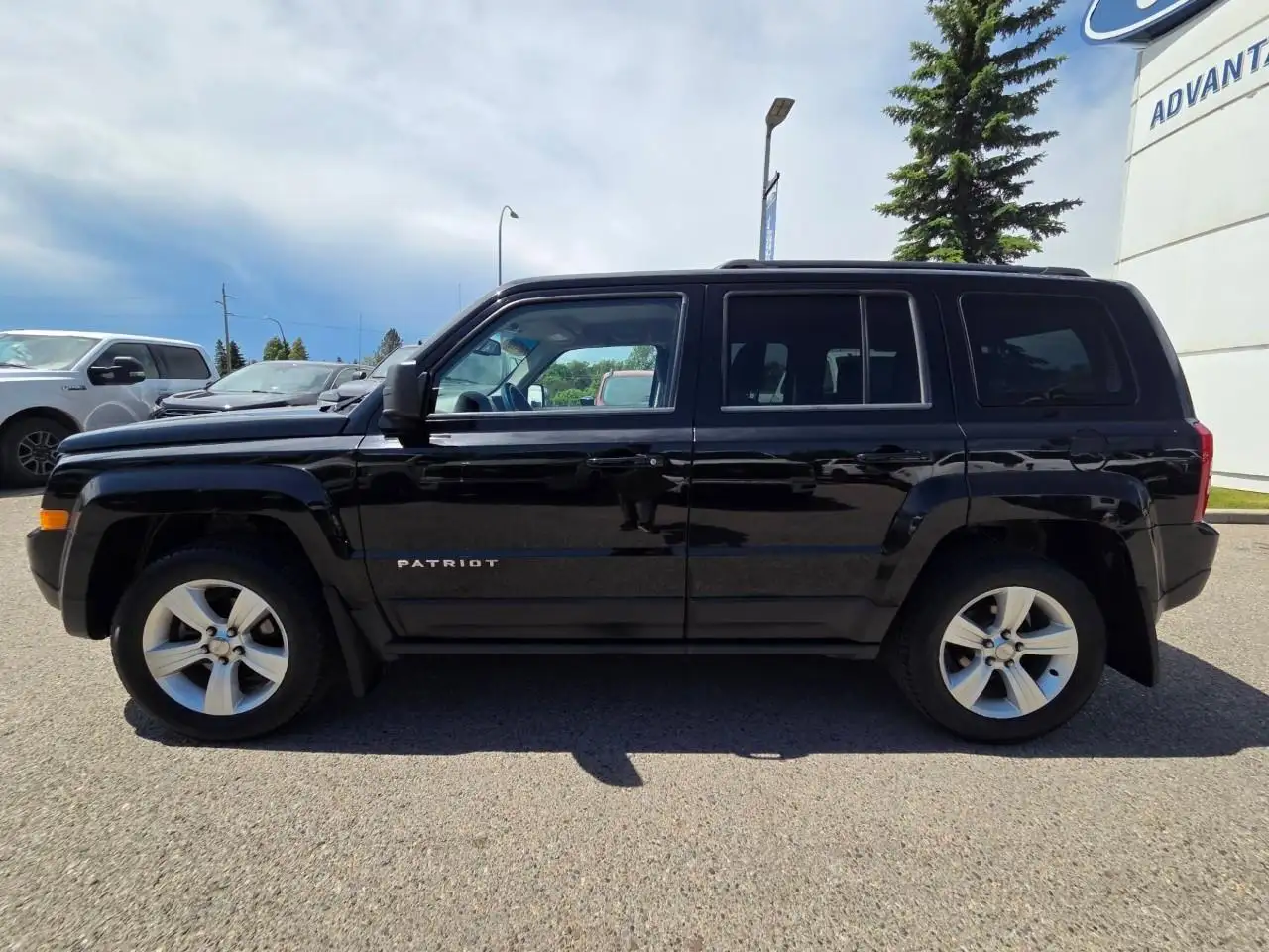 Jeep Patriot снимка Jeep Patriot