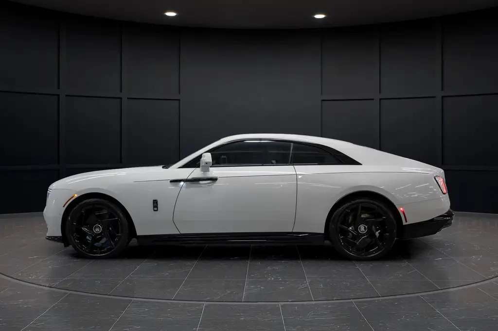2025 Rolls-Royce Spectre Black Badge — снимка 1