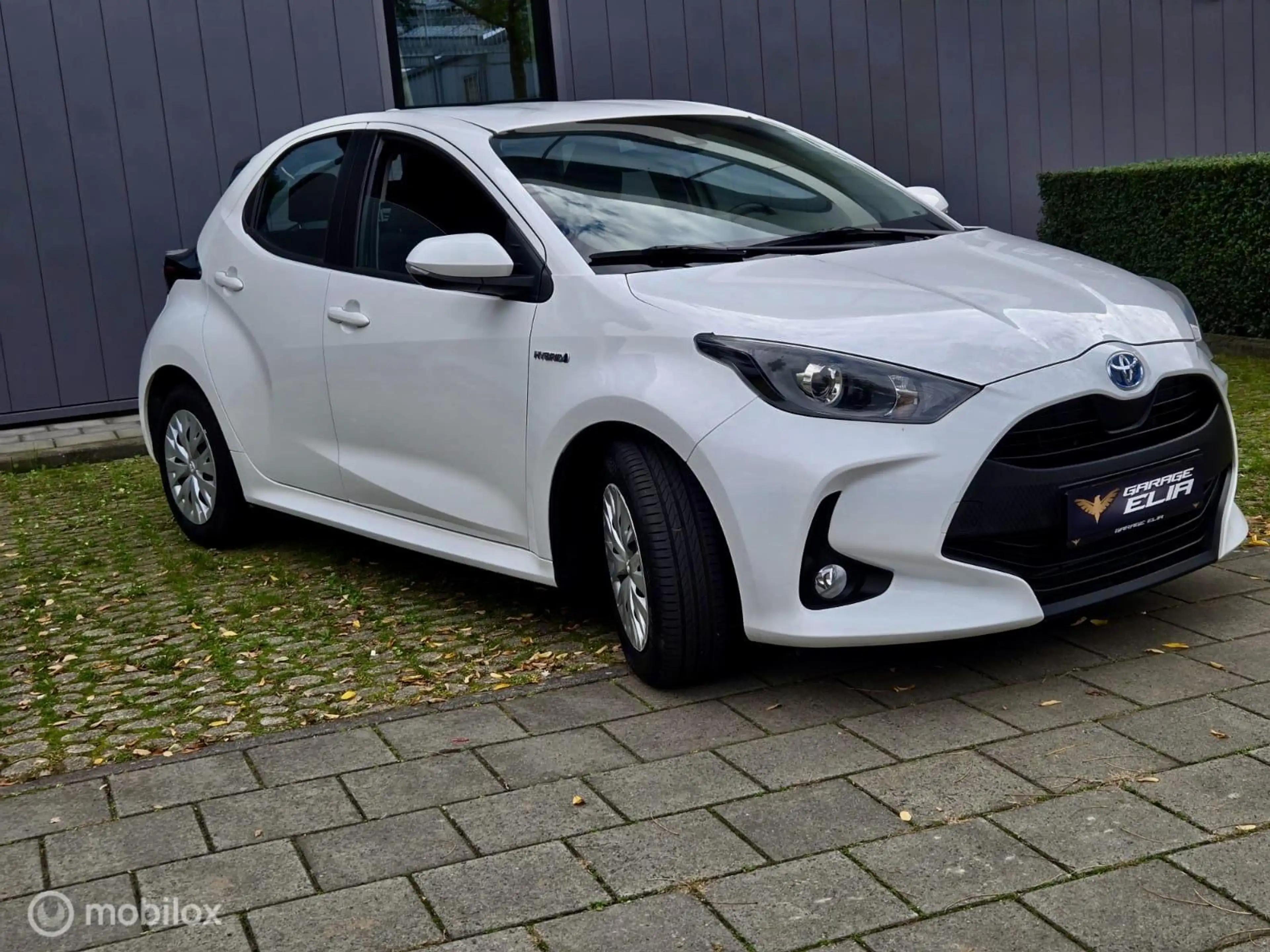 Toyota Yaris 1.5 Hybrid Active | Camera | Cruise | 103804 KM — photo 4