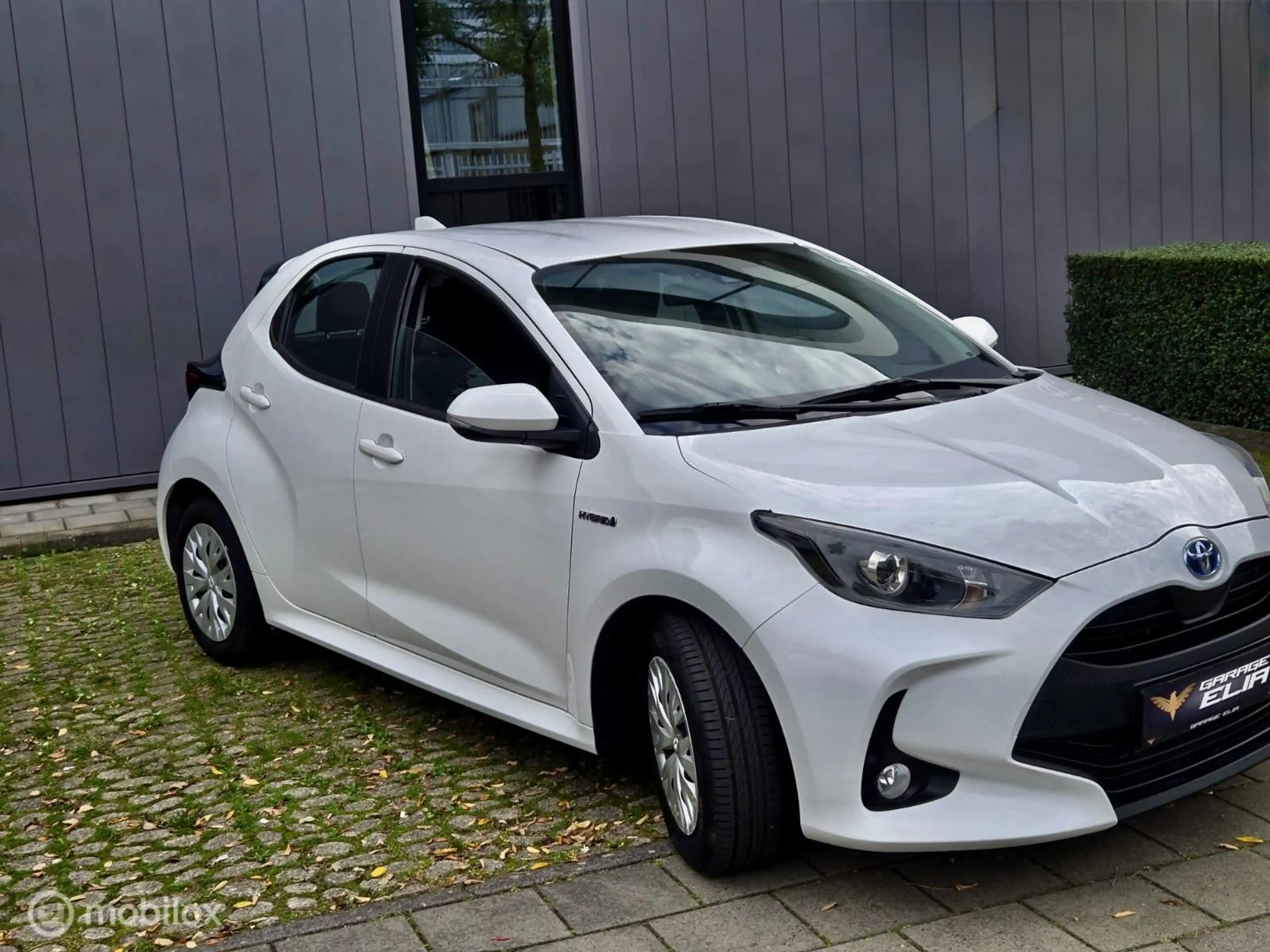 Toyota Yaris 1.5 Hybrid Active | Camera | Cruise | 103804 KM — photo 5
