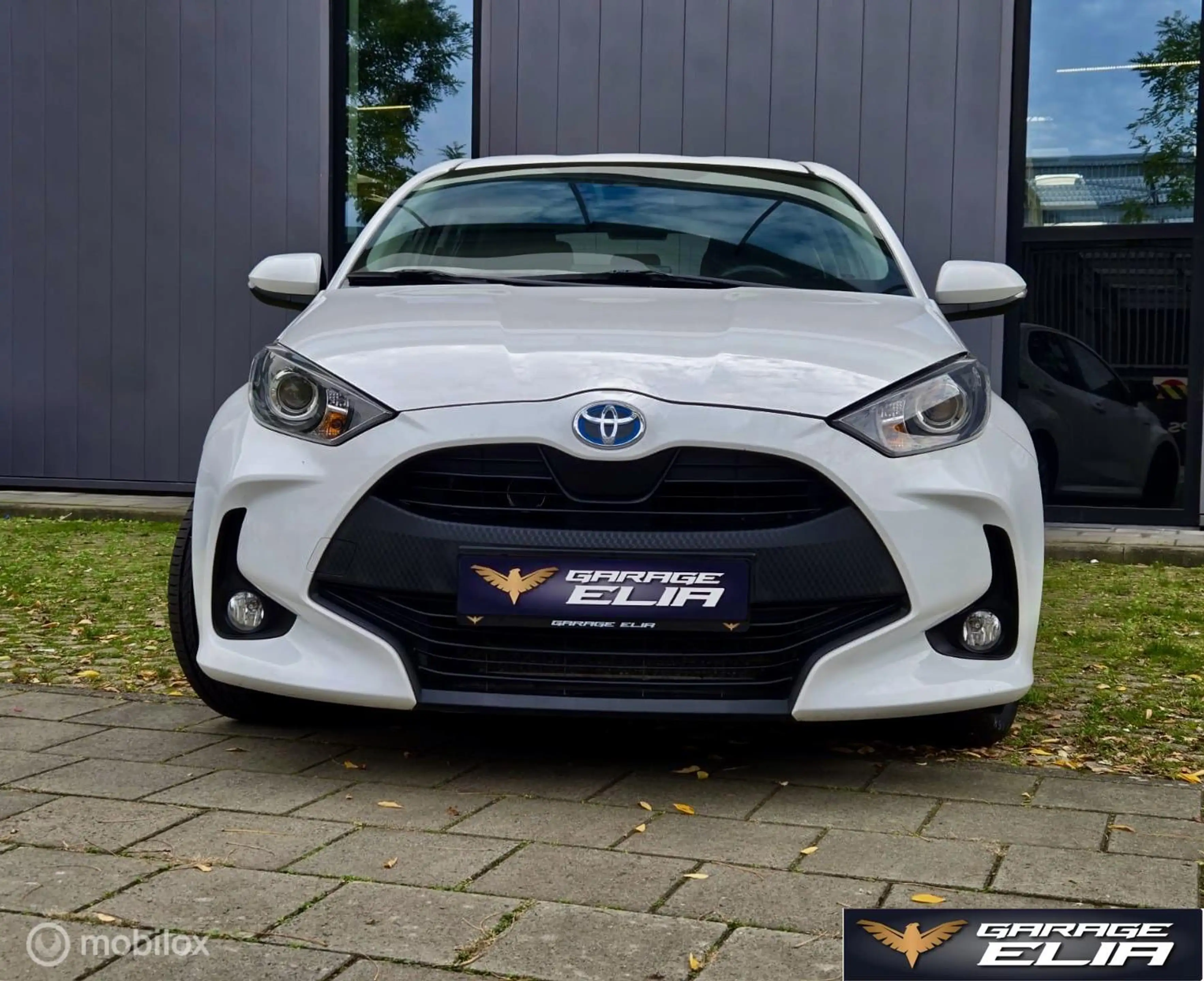 Toyota Yaris 1.5 Hybrid Active | Camera | Cruise | 103804 KM — photo 3