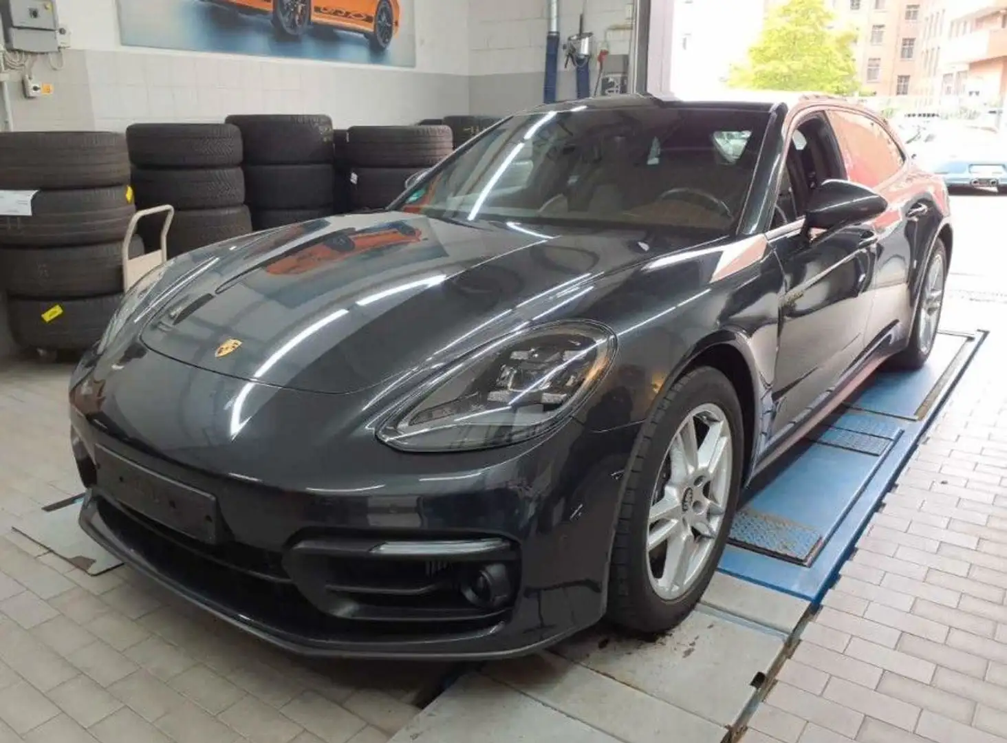 Porsche Panamera ST 4 E-Hybrid CLUBLEDER+PANO+BOSE+ACC Grijs - 1