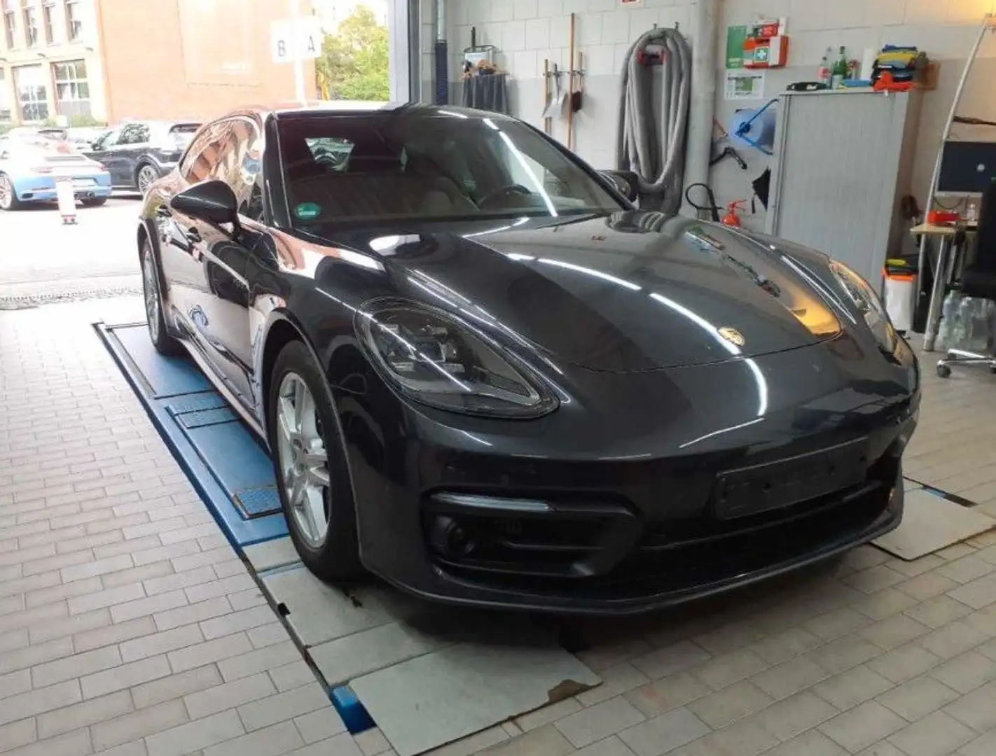 Porsche Panamera ST 4 E-Hybrid CLUBLEDER+PANO+BOSE+ACC Grijs - 2