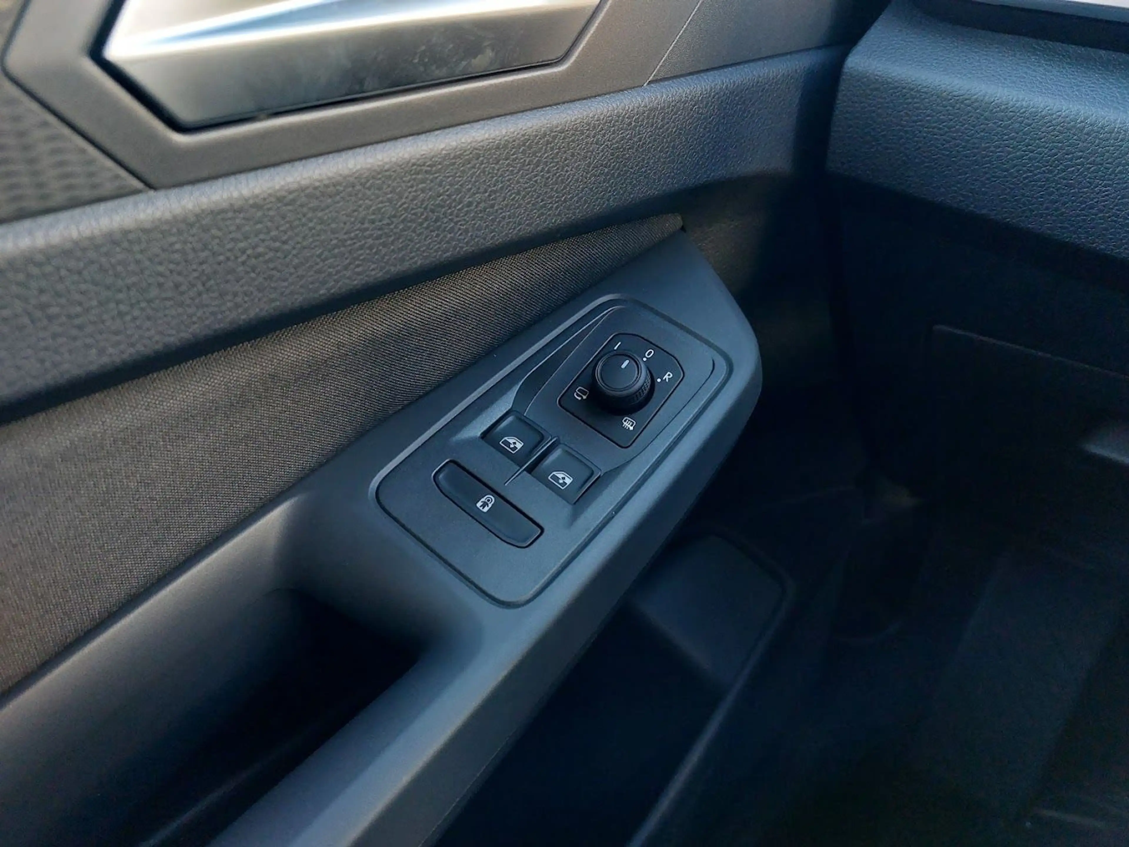 Ford Tourneo Connect Active 2.0 AWD IACC*PANO*AHK*BLIS — photo 14