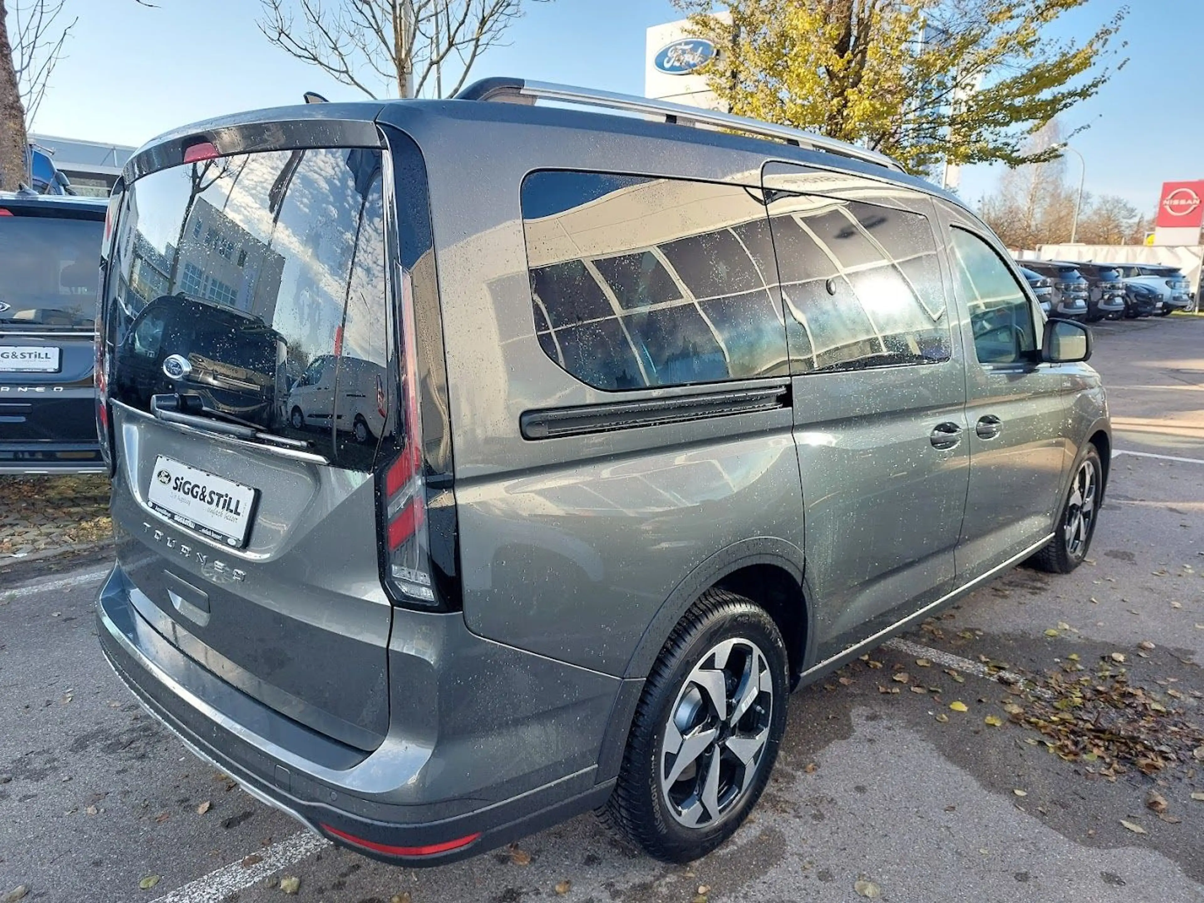 Ford Tourneo Connect Active 2.0 AWD IACC*PANO*AHK*BLIS — photo 5