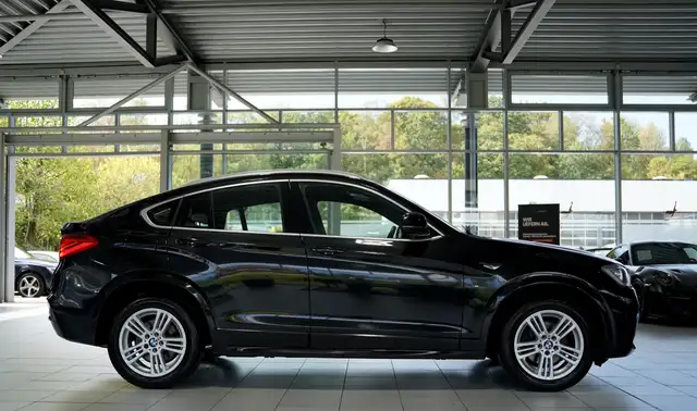BMW X4 view 6