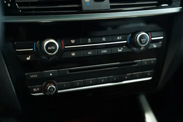 BMW X4 view 23