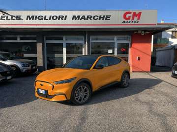 Mach-e standard range rwd 269cv auto