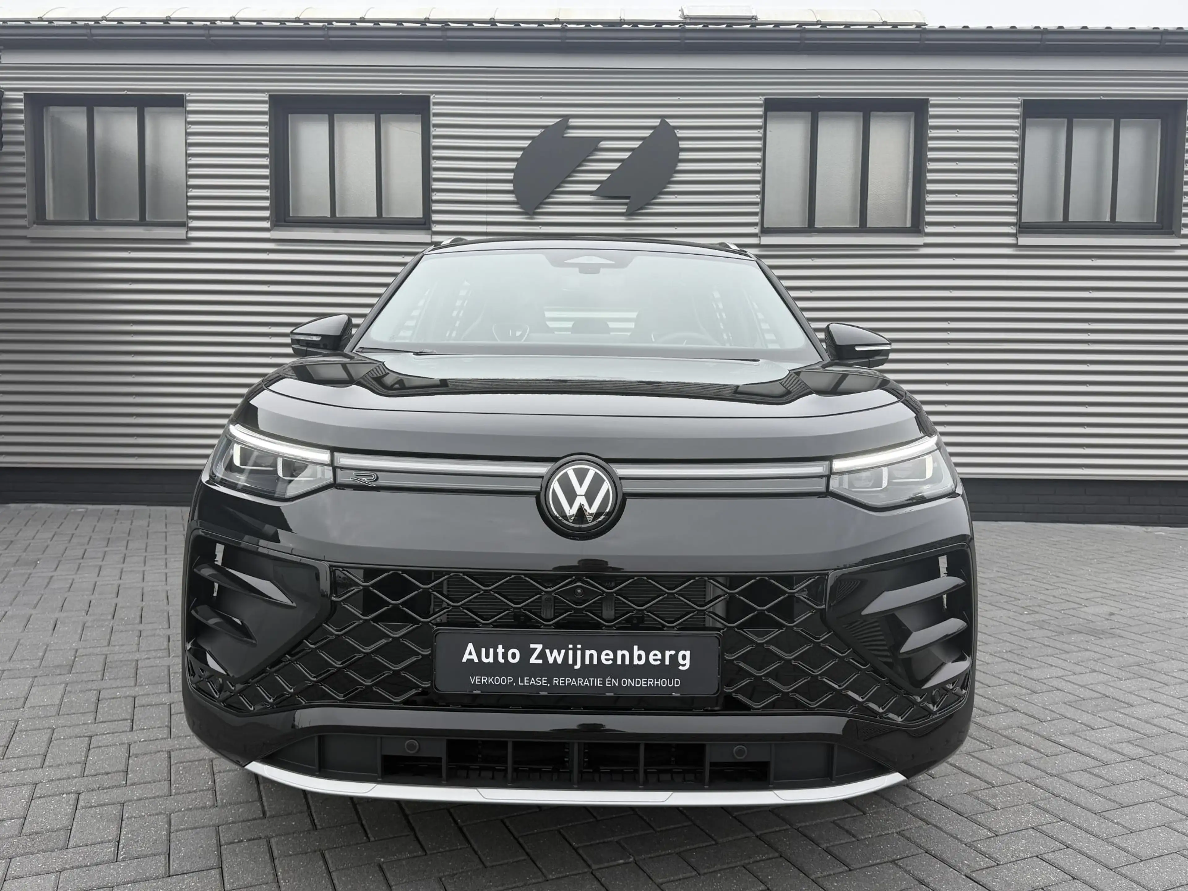 Volkswagen Tayron 1.5 eHybrid R-Line — photo 4