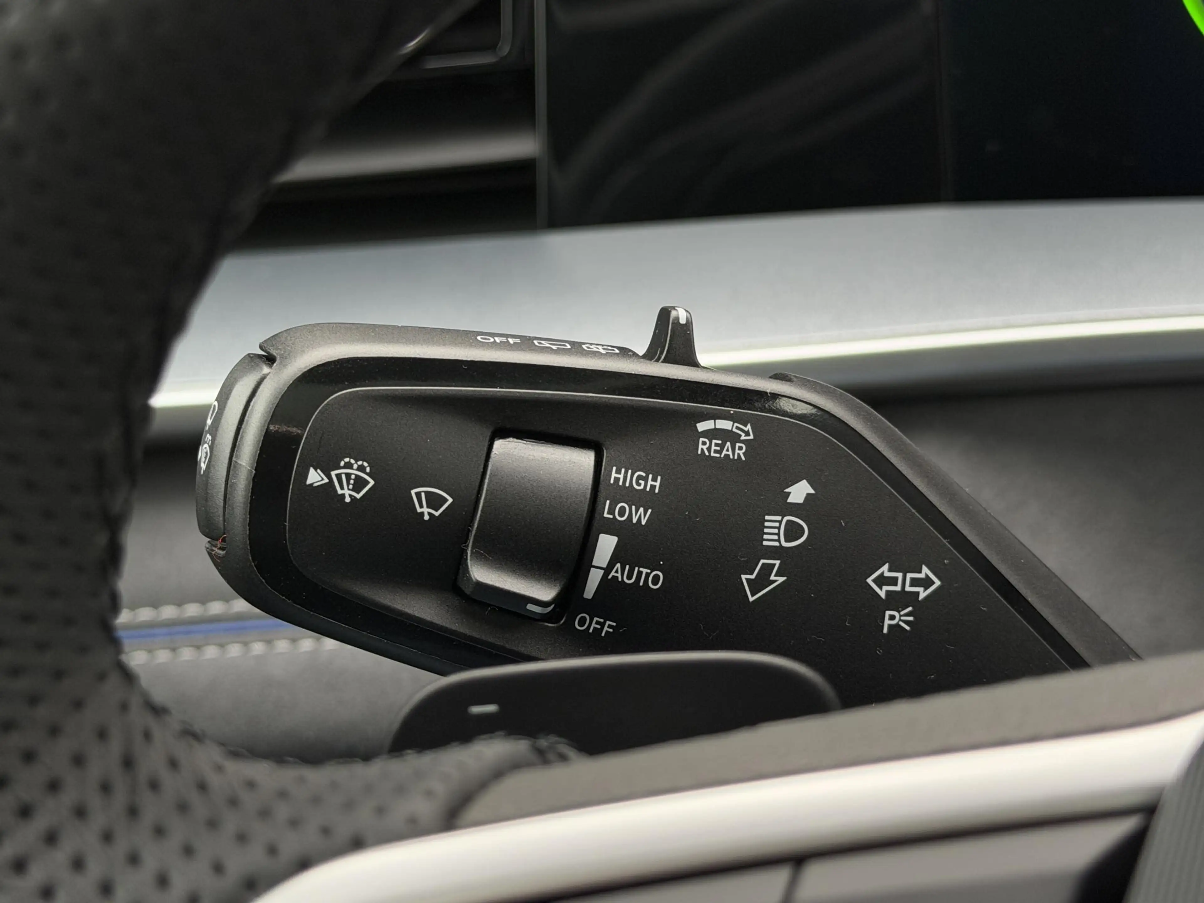 Volkswagen Tayron 1.5 eHybrid R-Line — photo 20