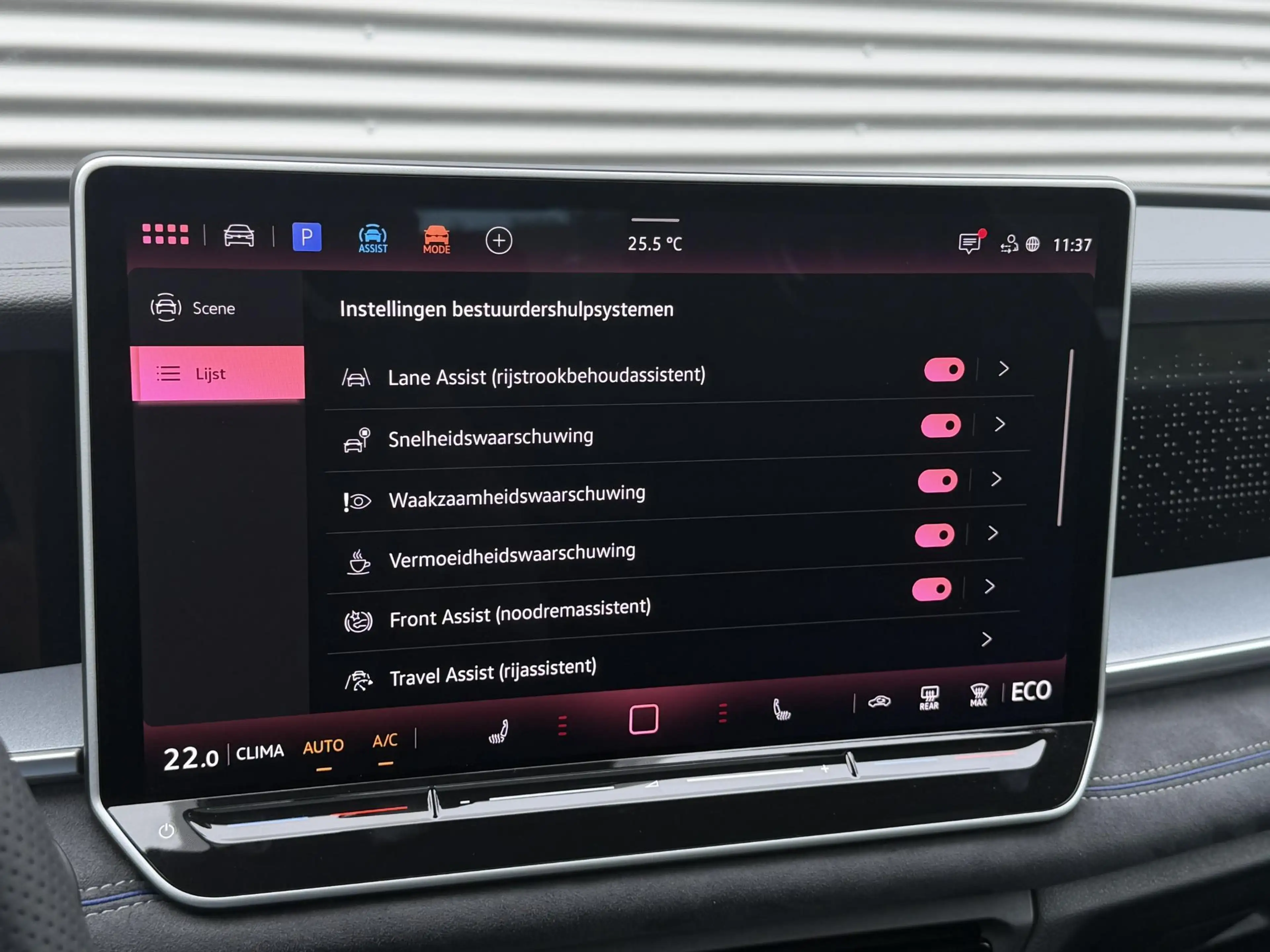Volkswagen Tayron 1.5 eHybrid R-Line — photo 30