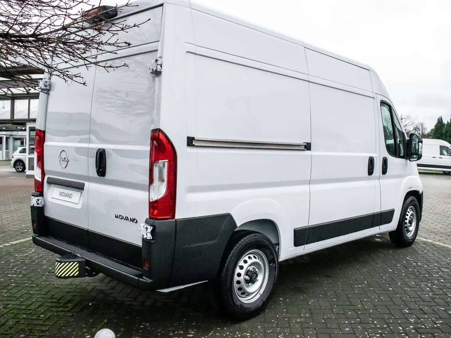 Opel Movano Cargo L2H2 2.2 Diesel 140 3.5t *RFK*NAV* Белый - 2