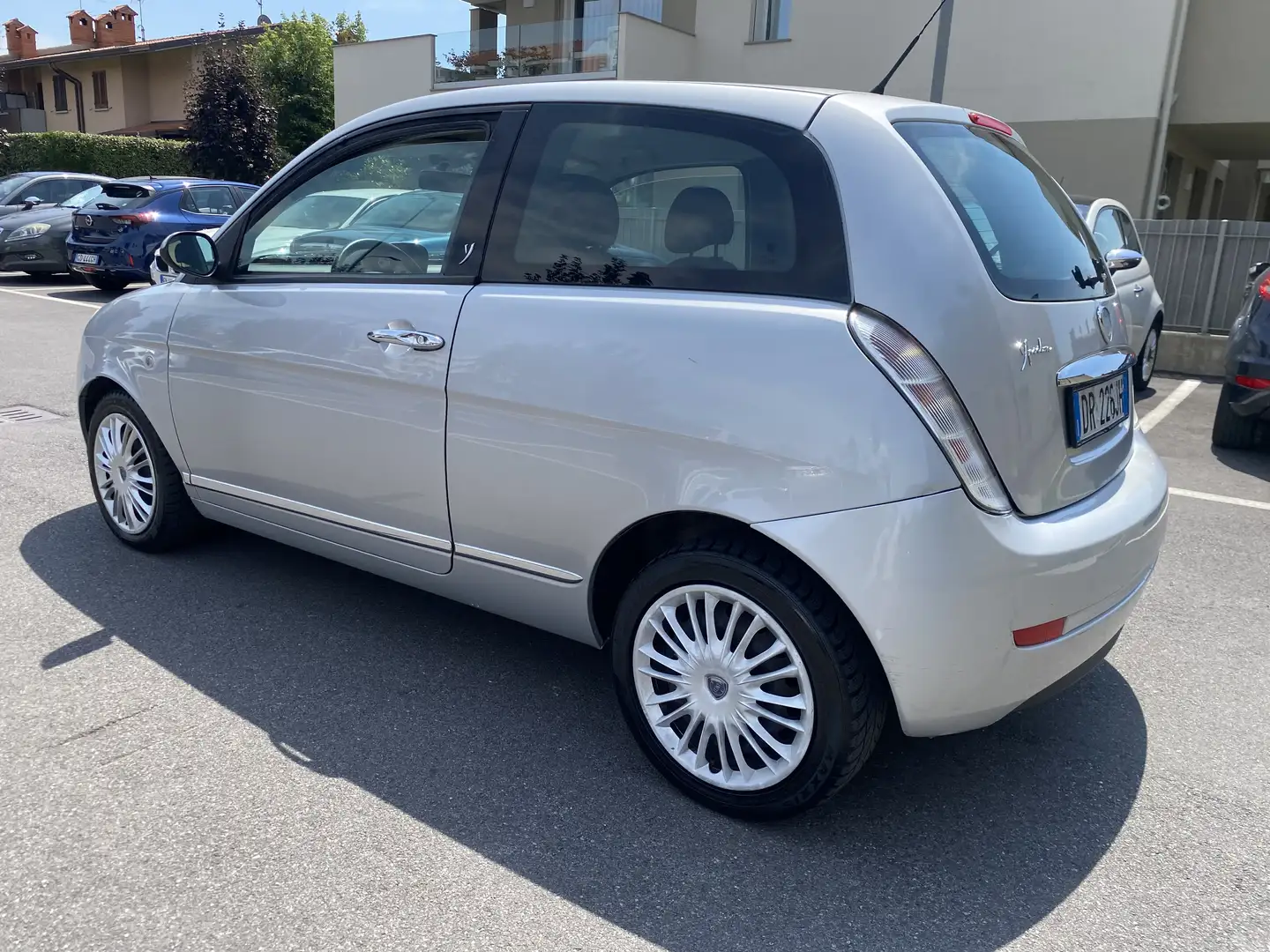 Lancia Ypsilon 1.2 8v Argento 100 - 1