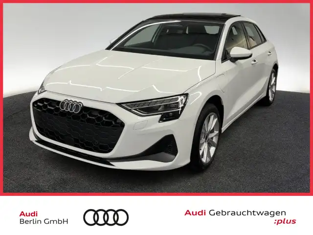 Audi A3 TFSI e S tr. RFK NAVI PANO LED