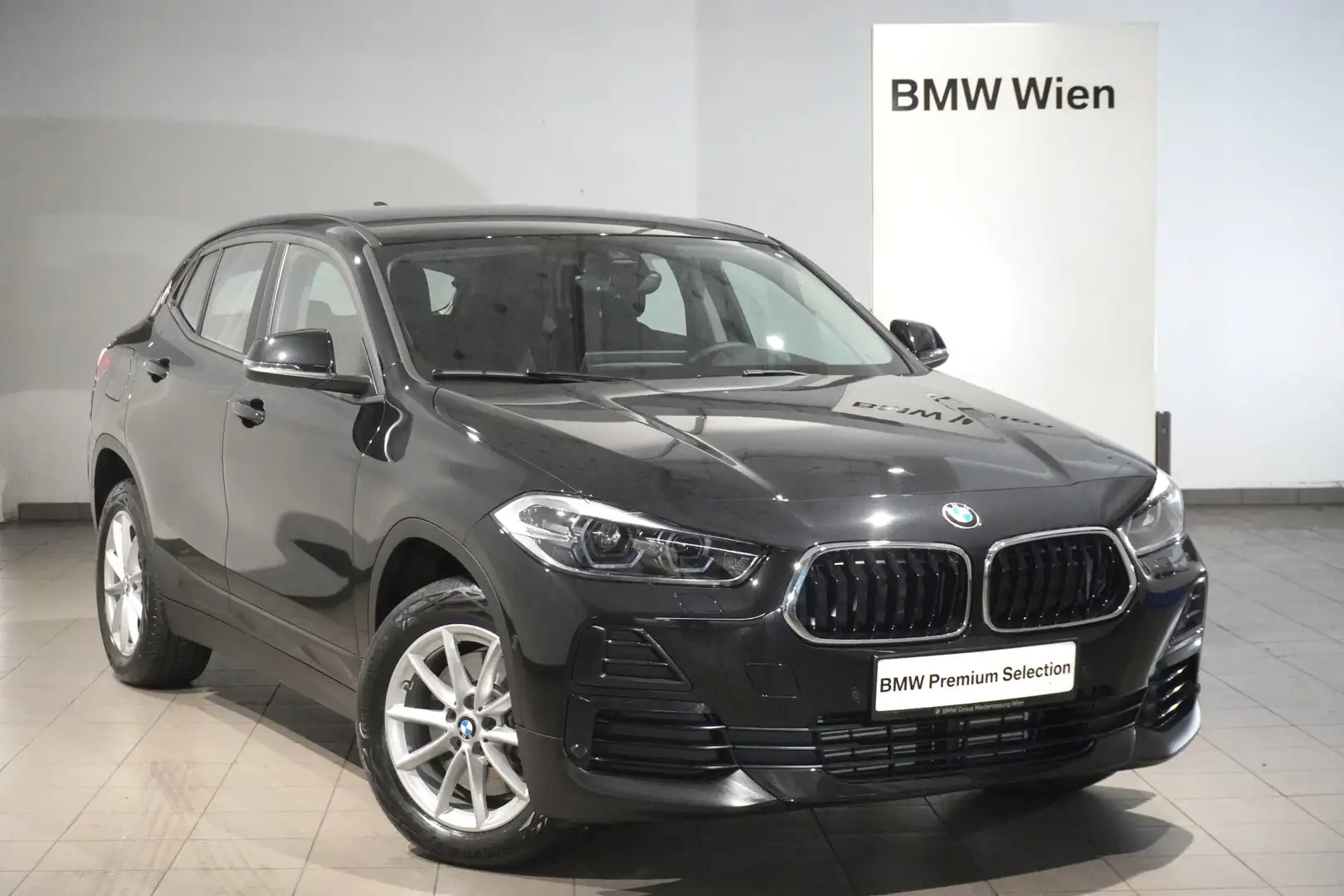BMW X2 X2 xDrive20d Zwart - 1