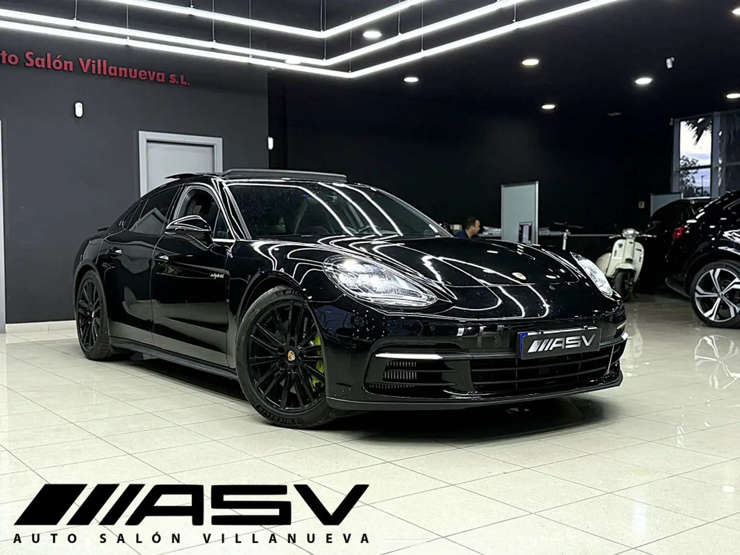 Porsche Panamera 4 e-Hybrid Negro - 1