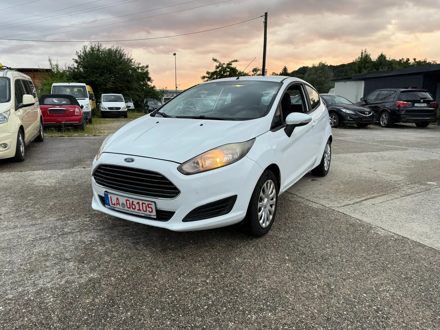 Ford Fiesta Trend Weiß - 1
