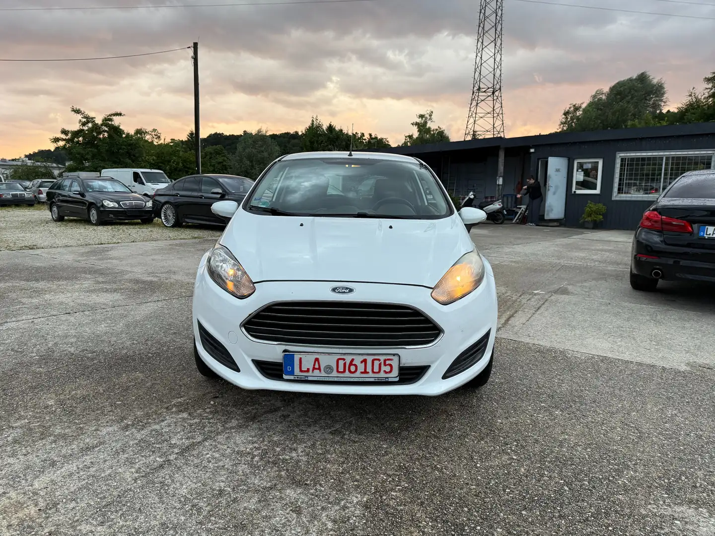 Ford Fiesta Trend Weiß - 2
