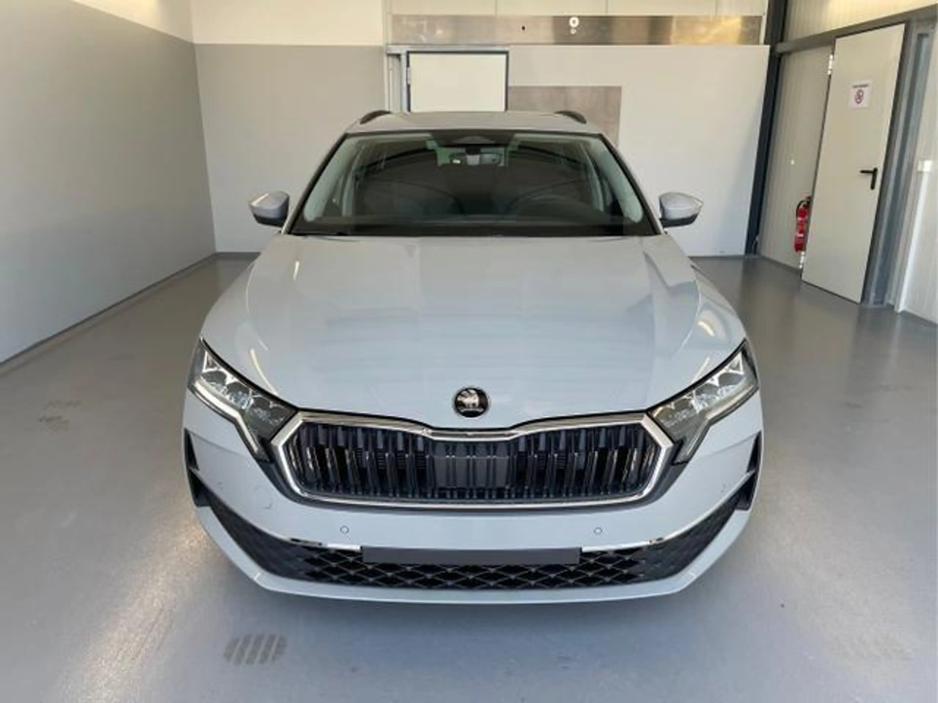 Skoda Octavia Combi Selection 150PS TDI DSG AHK+Kamera+GV4+ACC+T — photo 2