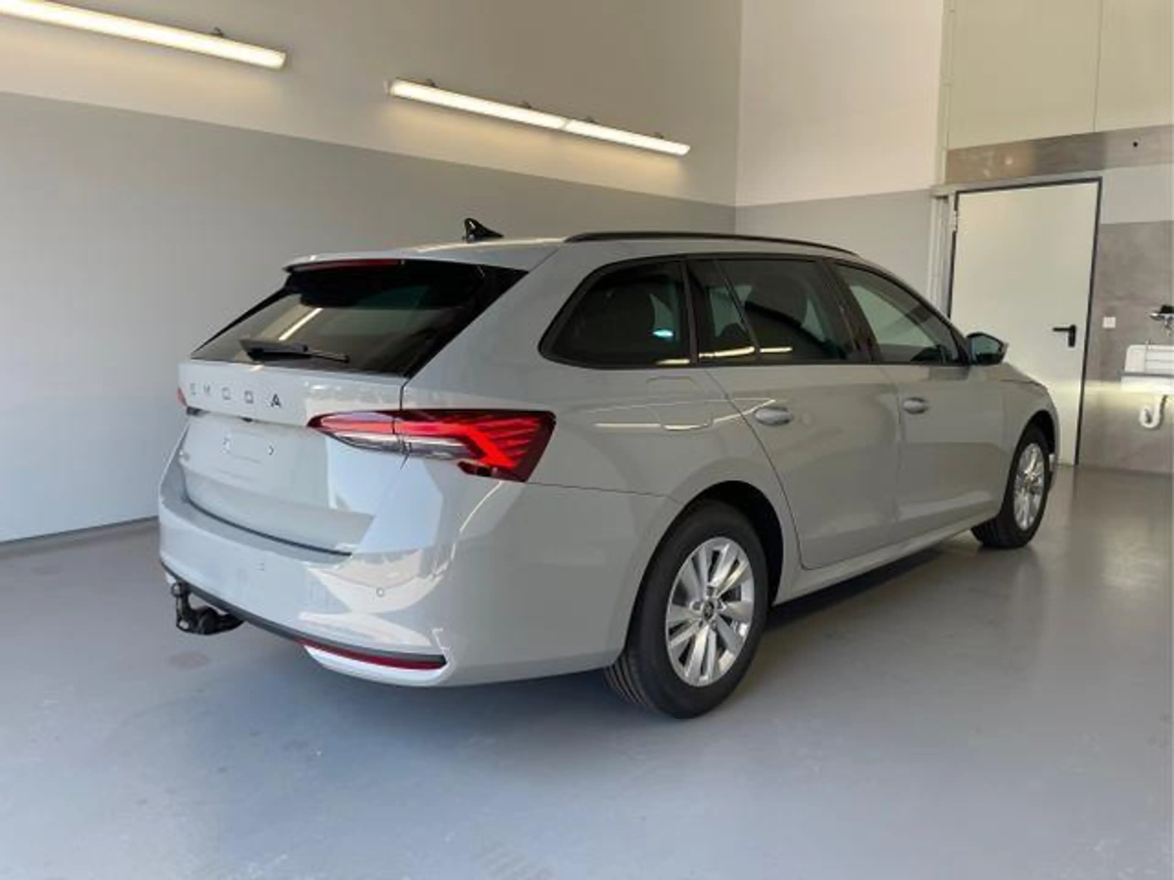Skoda Octavia Combi Selection 150PS TDI DSG AHK+Kamera+GV4+ACC+T — photo 4