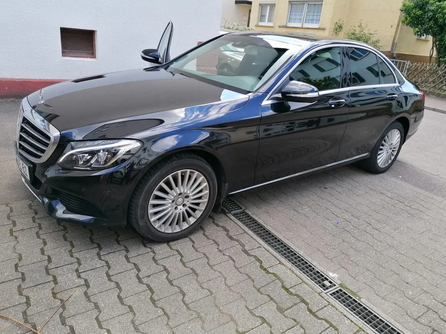 Mercedes-Benz C 220 (BlueTEC) d Schwarz - 1