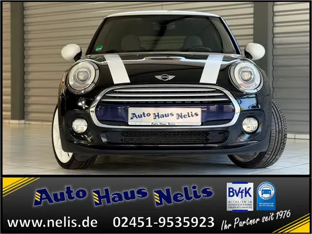 Mini Cooper Cooper view 2