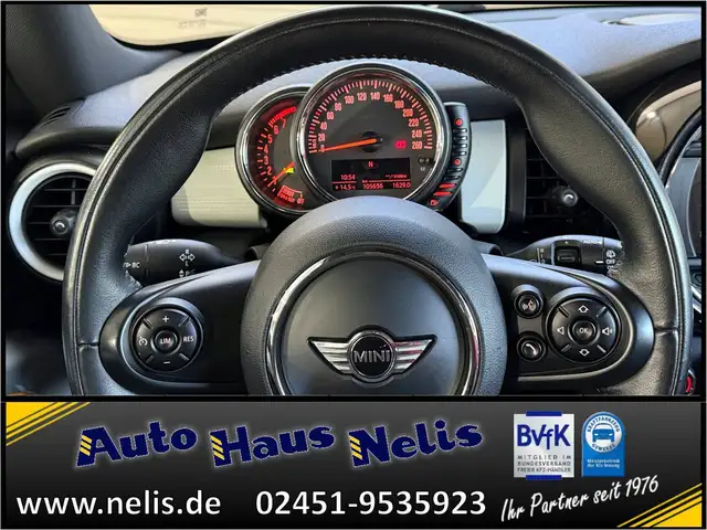 Mini Cooper Cooper view 11