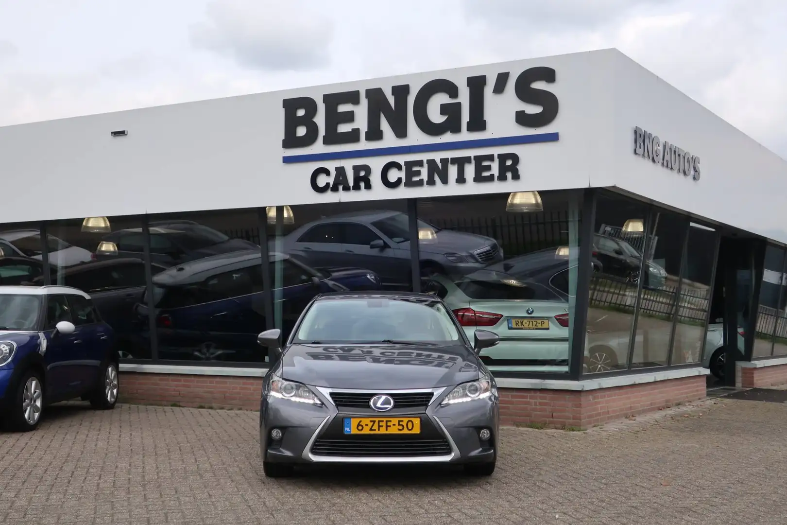 Lexus CT 200h Business Line LED_NAVI_CRUIS_FACELIFT_LMV_NAP. Grau - 2