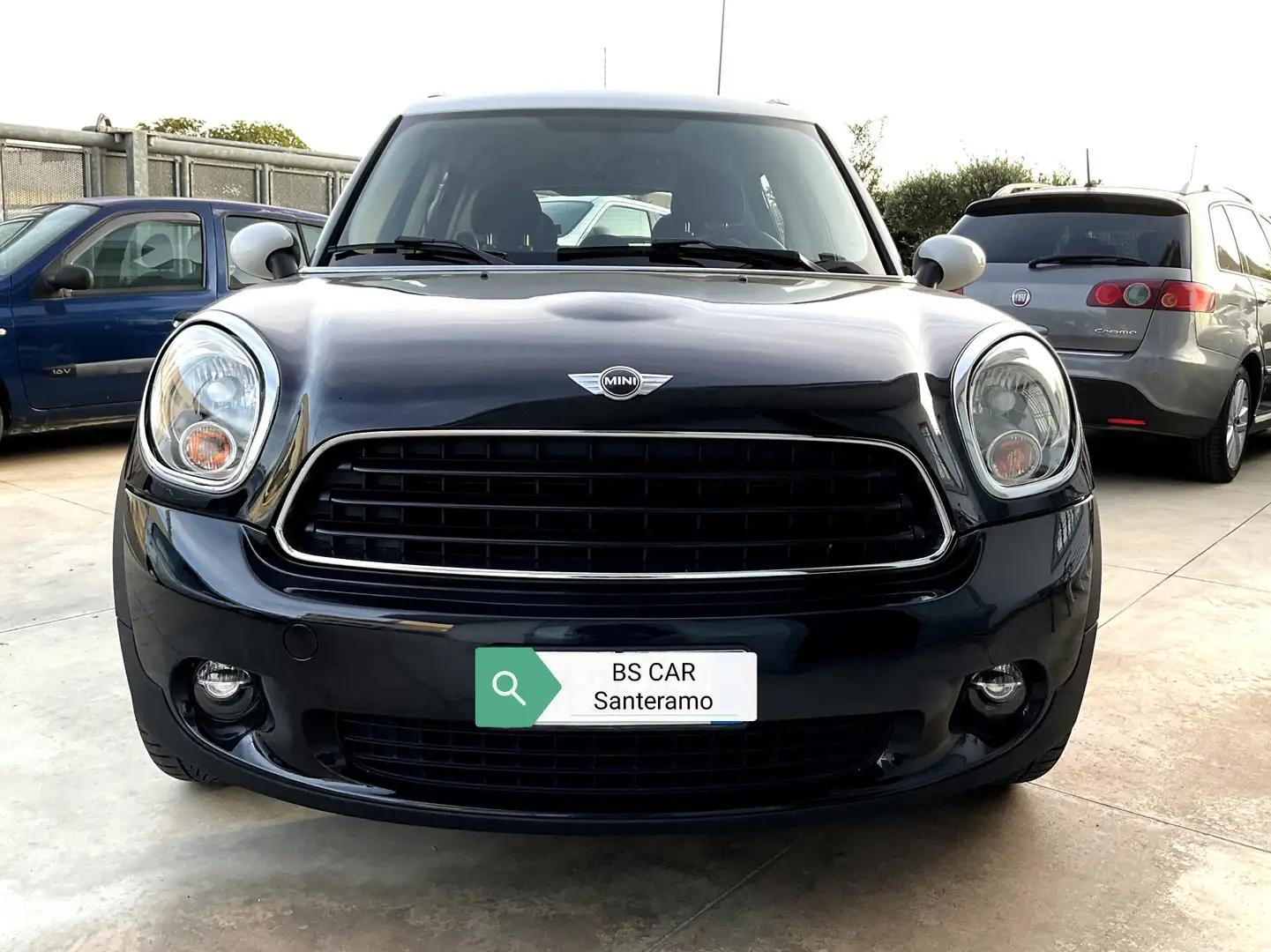 MINI Countryman D - 1