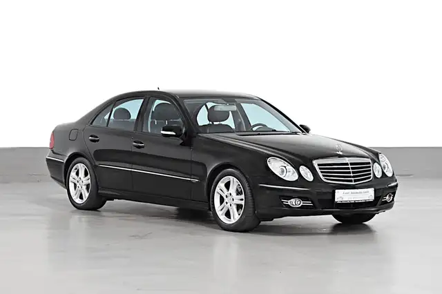 Mercedes-Benz E 300 V6 CDI BLUETEC 7G-TRONIC AVANTGARDE