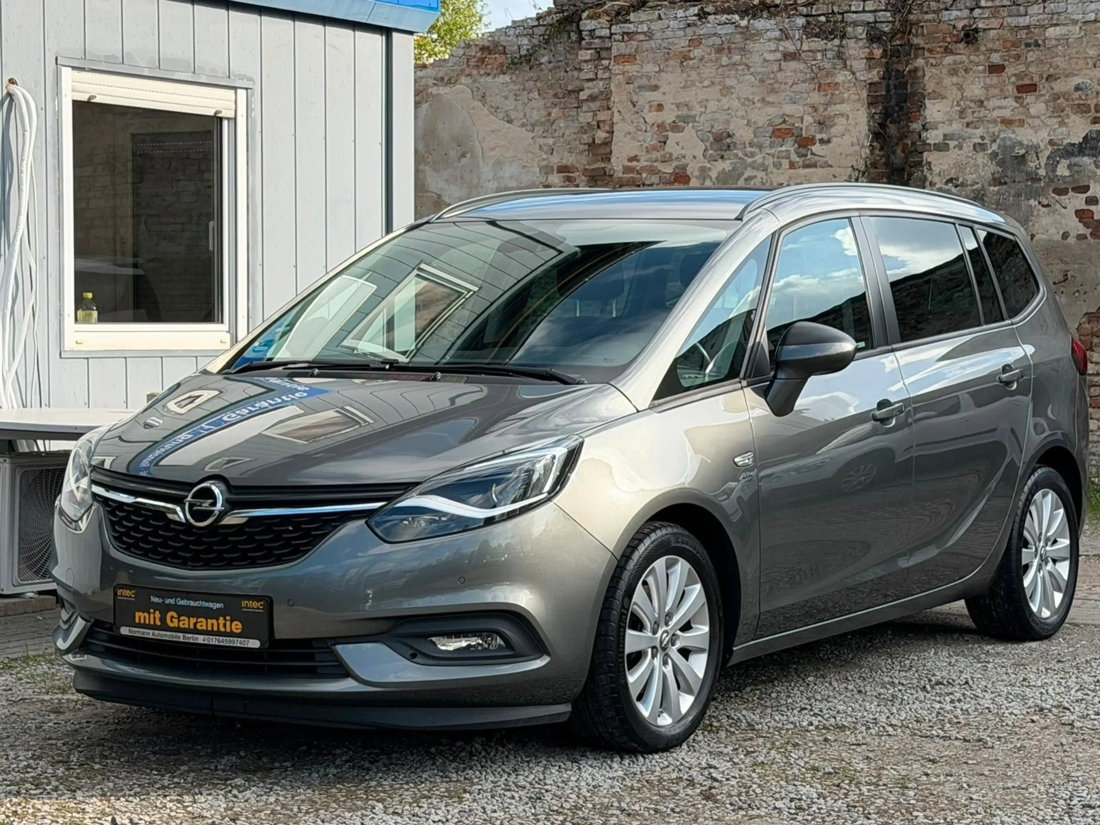 Opel Zafira Tourer 1.4 Turbo Active*1.Hand*Xenon*Temp — photo 5