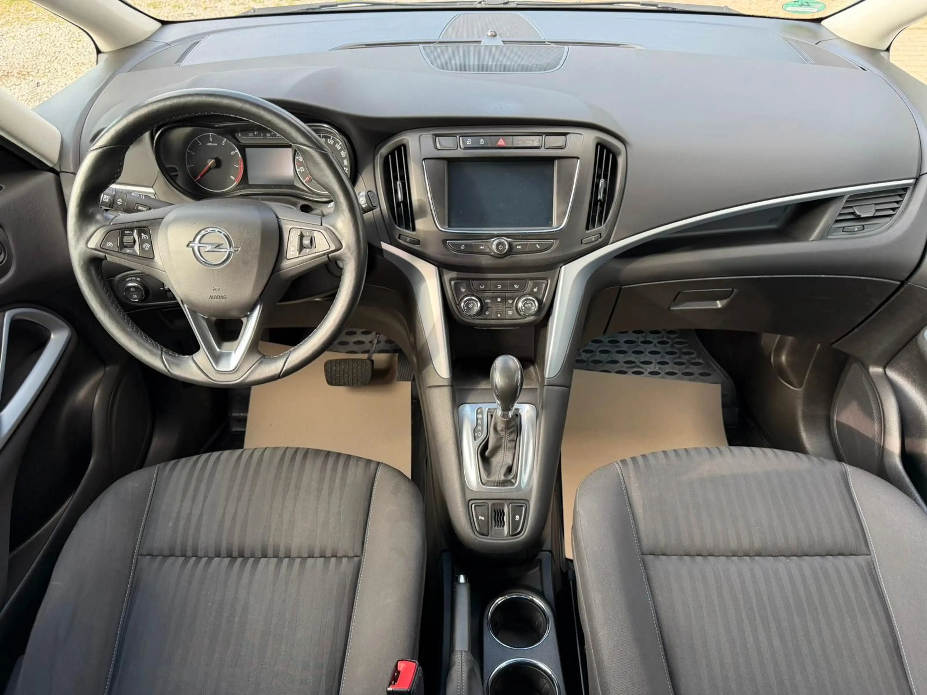 Opel Zafira Tourer 1.4 Turbo Active*1.Hand*Xenon*Temp — photo 3