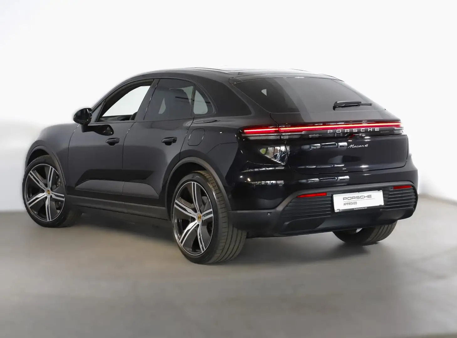 Porsche Macan 4 Schwarz - 2
