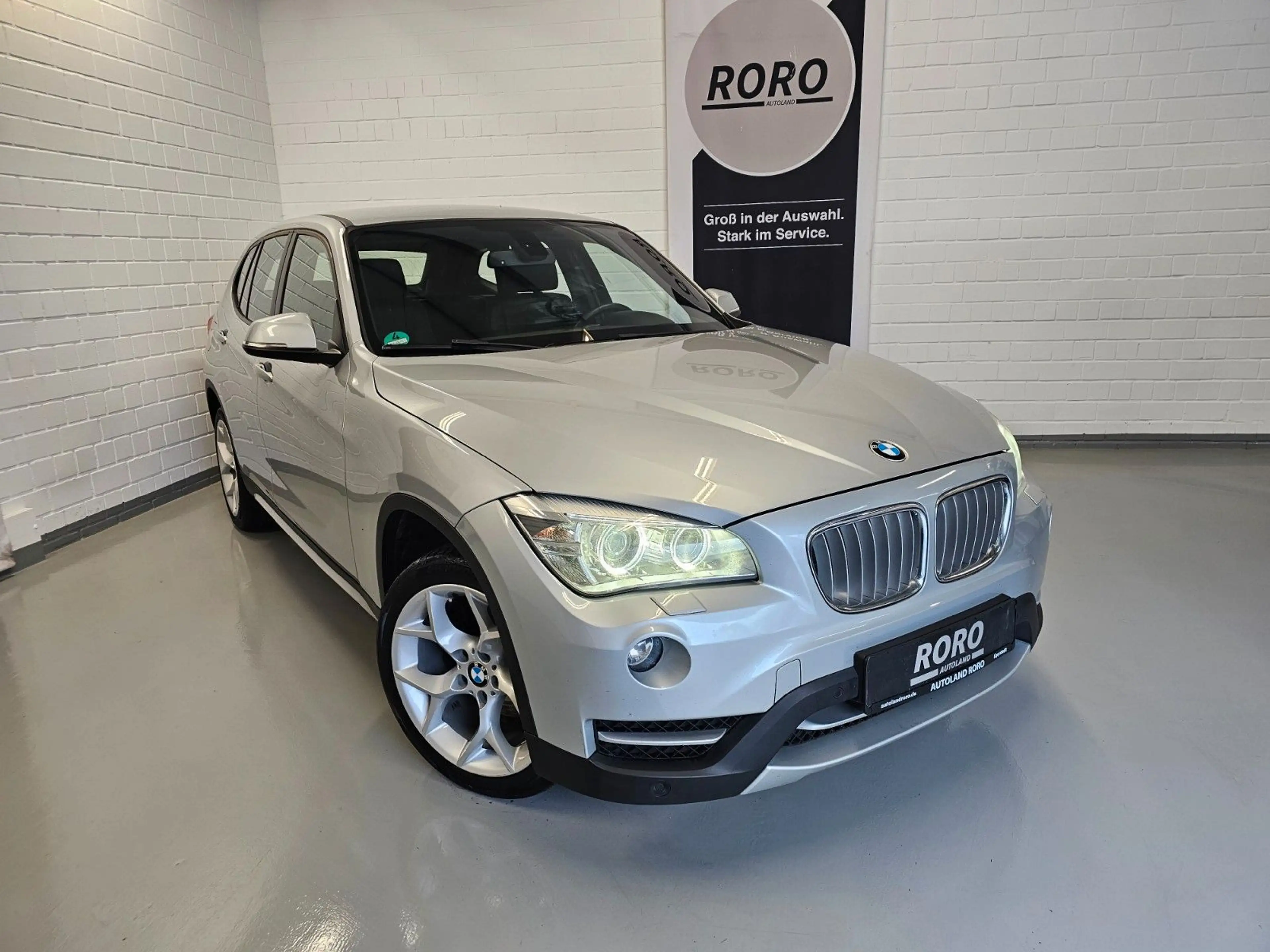 BMW X1 xDrive 20i Edition + XENON/LEDER/2xKlimaauto. — photo 5