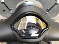 Vespa GTS Super Sport Zwart - thumbnail 16
