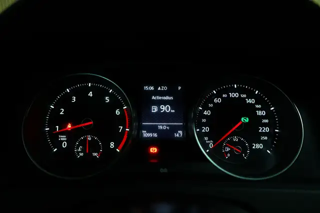 Volkswagen Golf view 19