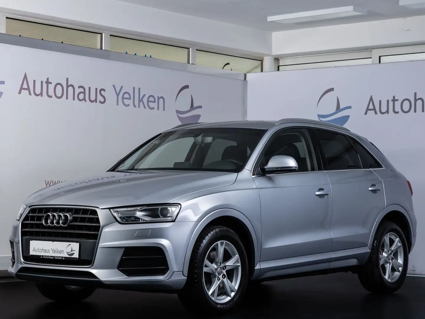 Audi Q3 1.4 TFSI Sport *TEMP*SOUND DSP*KOMFORT-PAKET Argent - 2