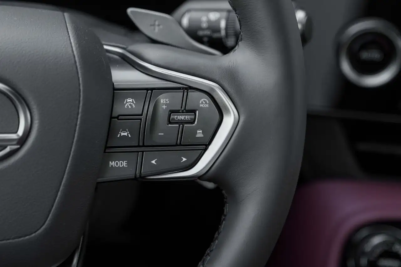 Lexus NX снимка Lexus NX