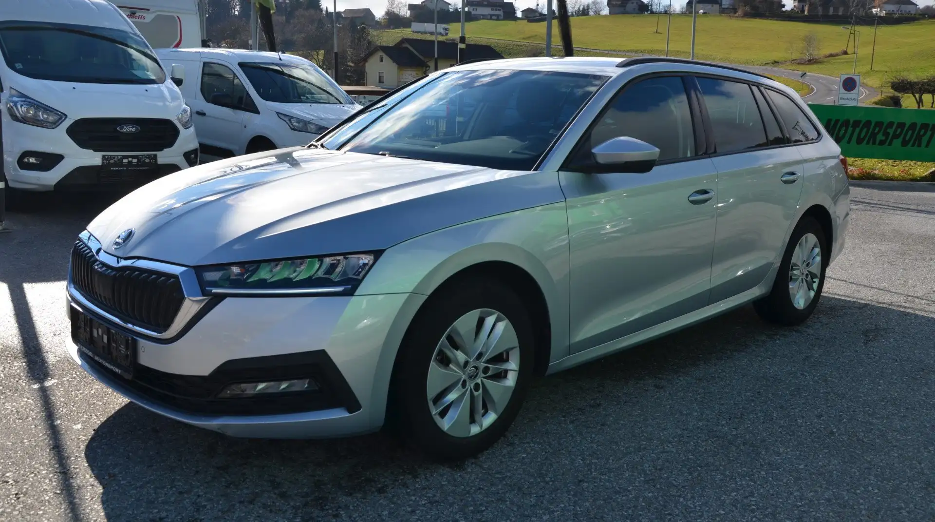 Skoda Octavia Octavia Combi 2,0 TDI 4x4 DSG LED VIRTUAL 1.BESITZ Argent - 2