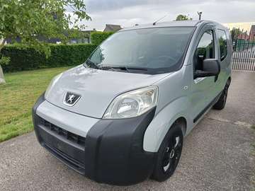 117 L1 1.4 HDI 70 BLUE LION STANDARD