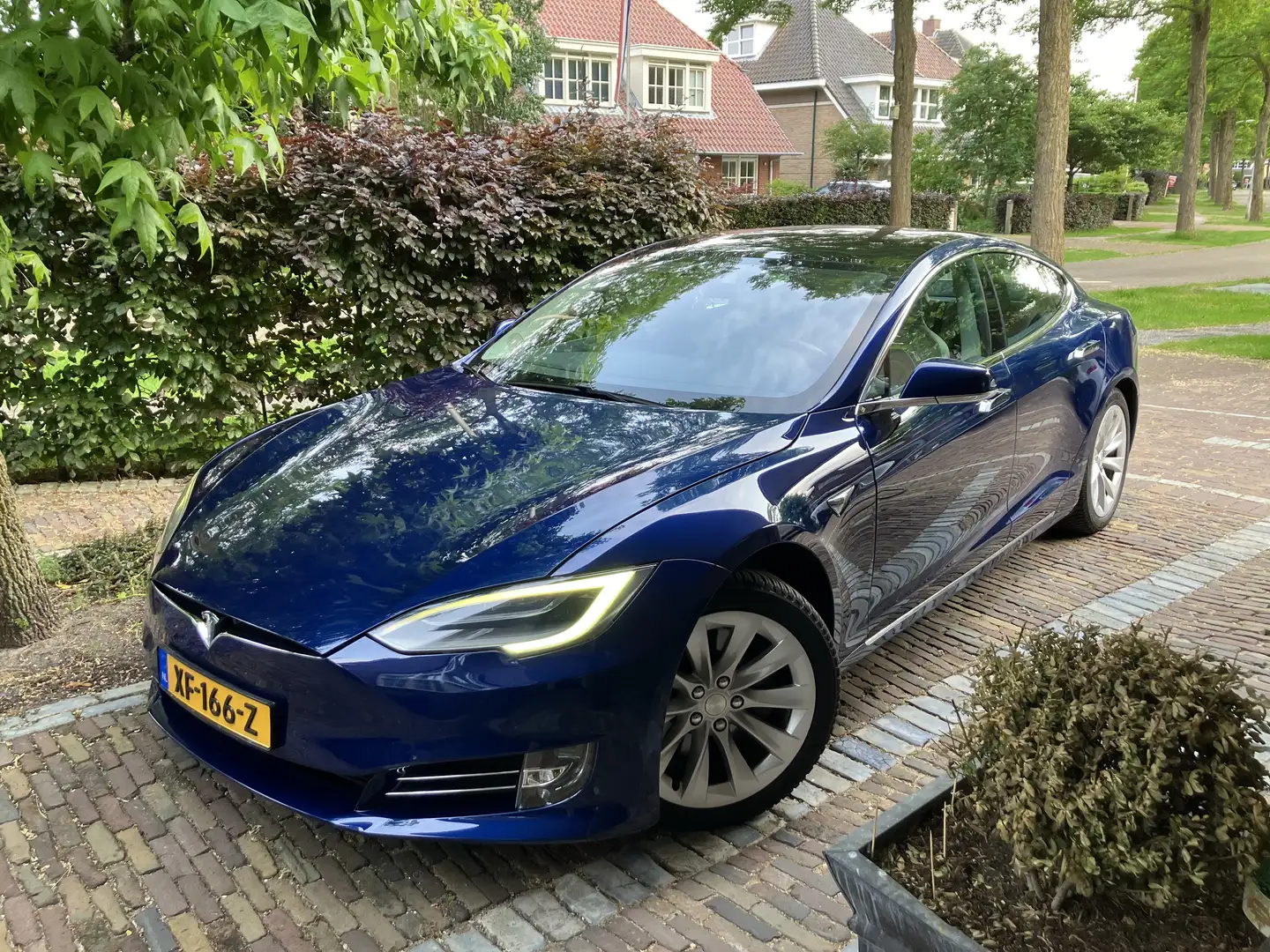 Tesla Model S 75D Base Modrá - 1