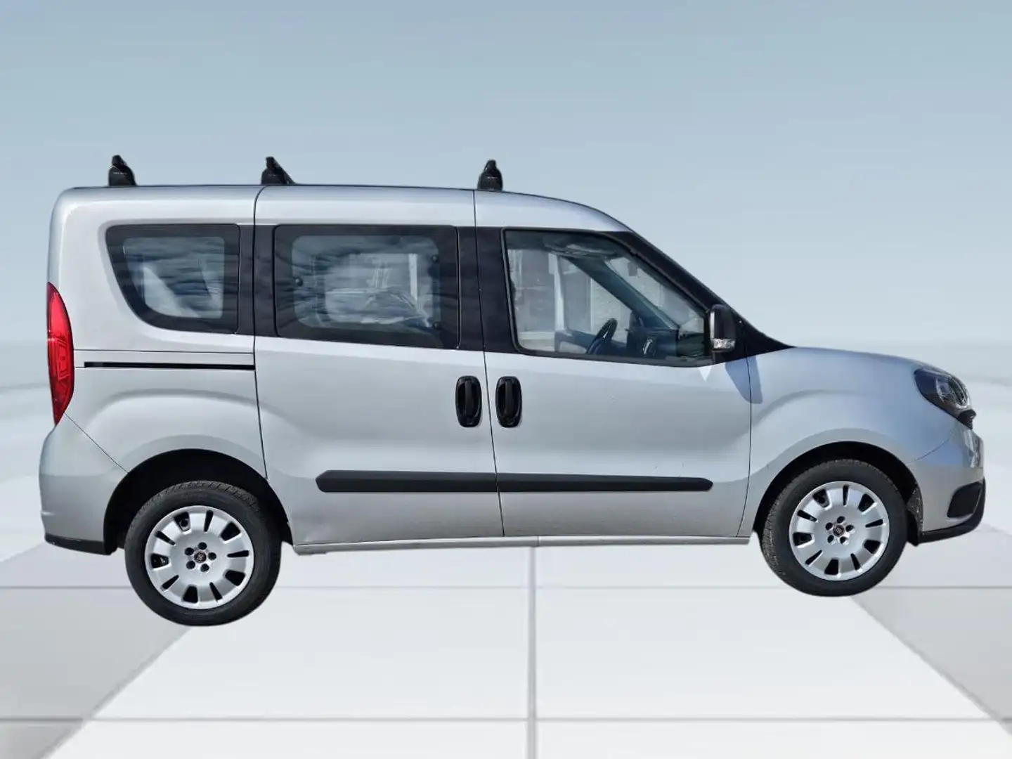 Fiat Doblo Doblò 1.6 MJT 16V 120CV Easy Ezüst - 2