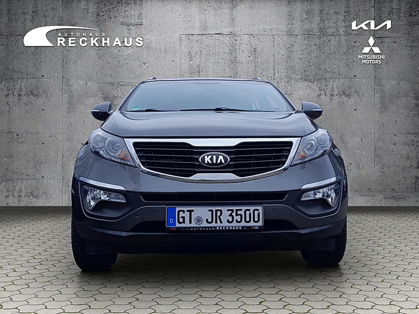 Kia Sportage 1.6 GDI FIFA Glasdach Navi Klima Rückfahrkamera Silver - 2