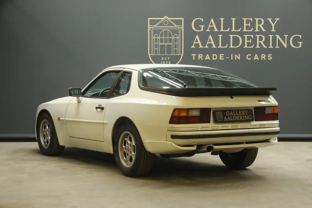 Porsche 944 2.5 Coupé "Alpinweiß" Proof that "in the hands of, foto 2