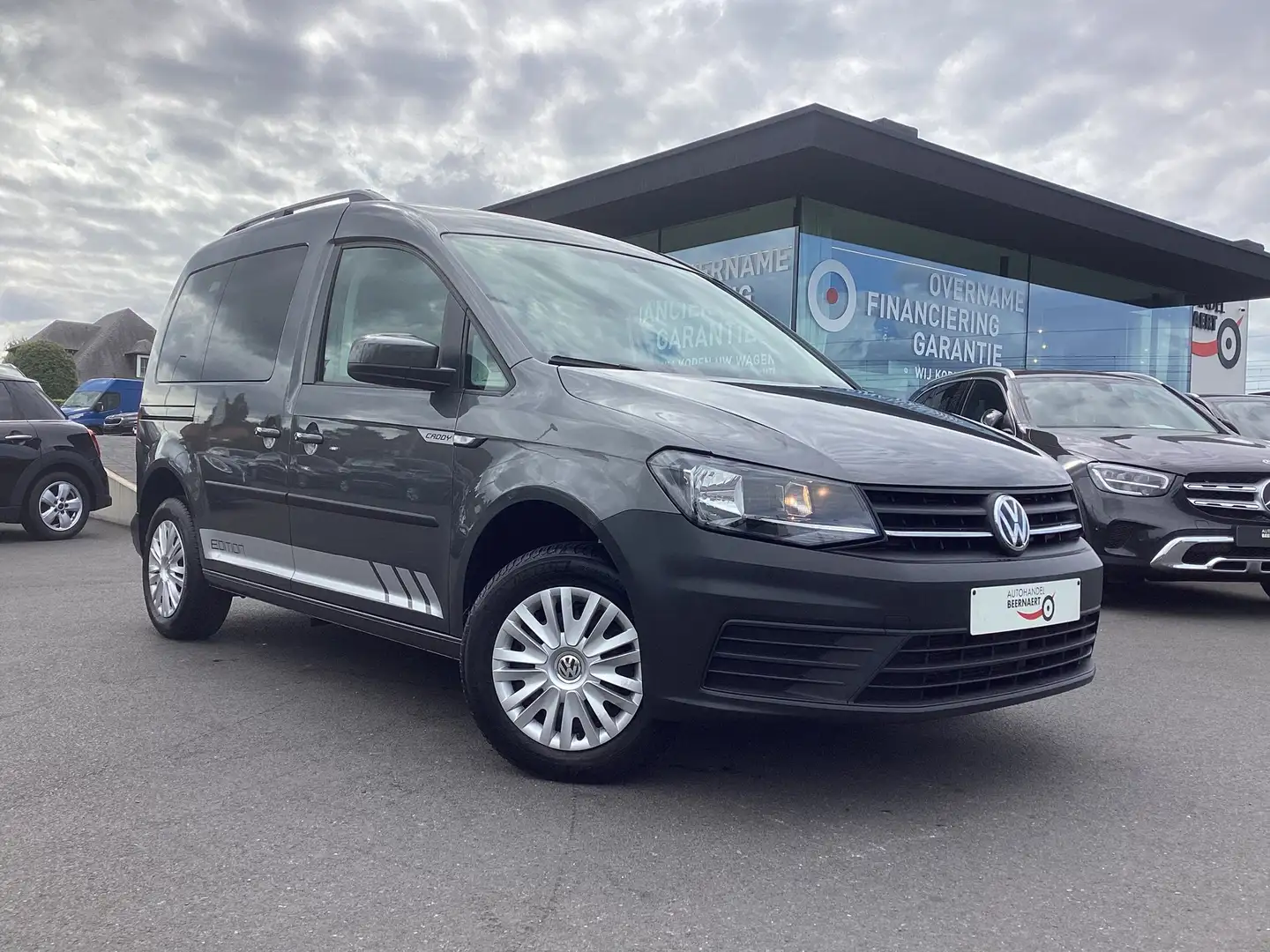 Volkswagen Caddy 2.0 TDI/1steEig/54000km/ 5 Zit/Trekhaak/Navi/Pdc Grijs - 1