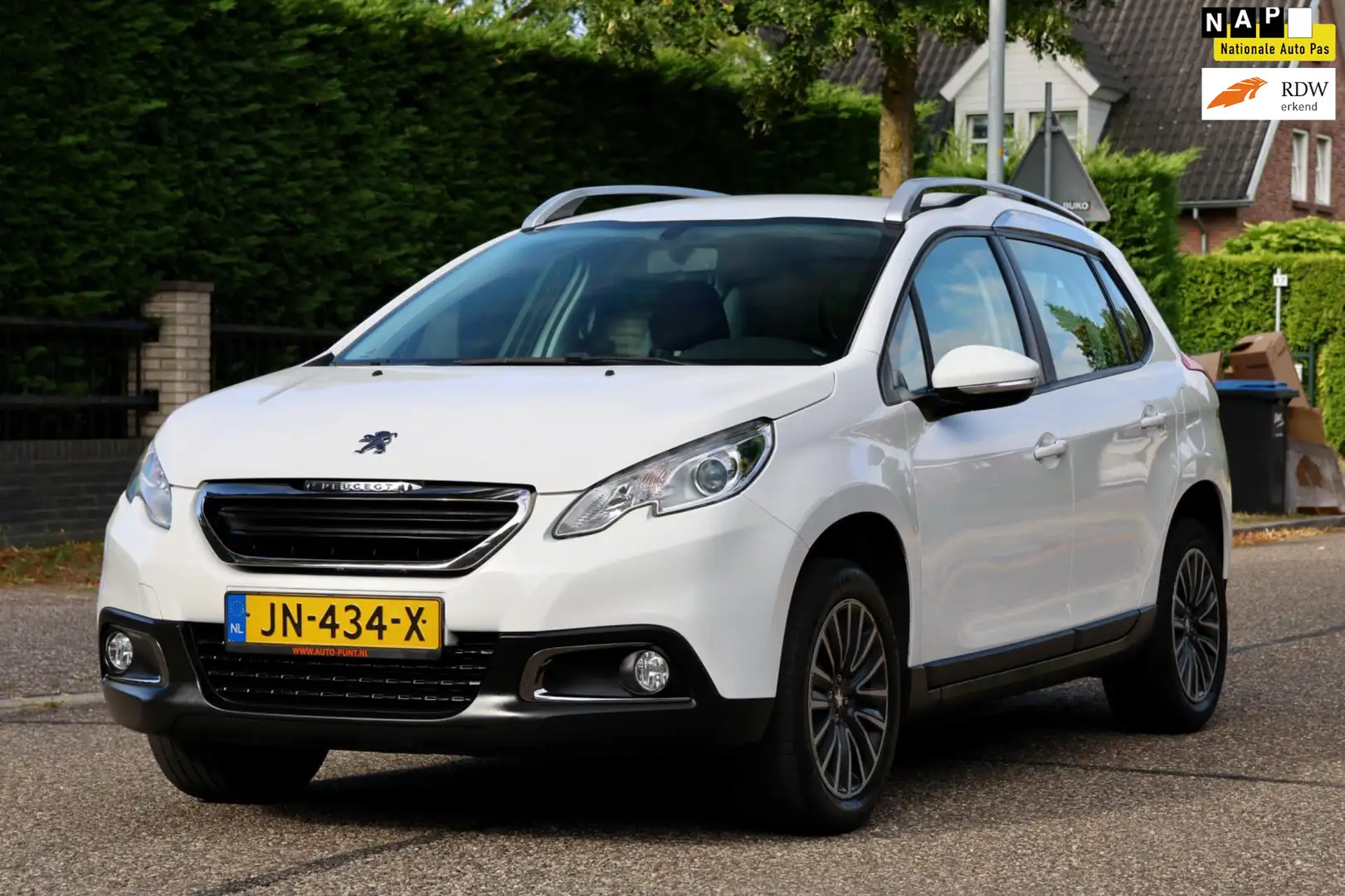 Peugeot 2008 1.2 PureTech Blue Lion | AUTOMAAT | NAVI | AIRCO | Wit - 1
