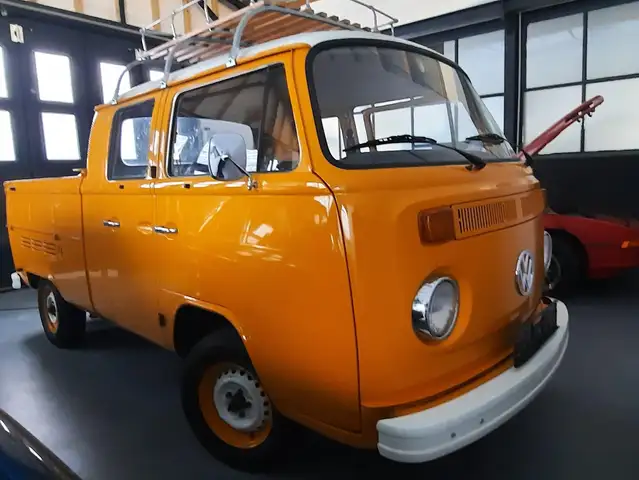 Volkswagen Bus Pritsche DOKA