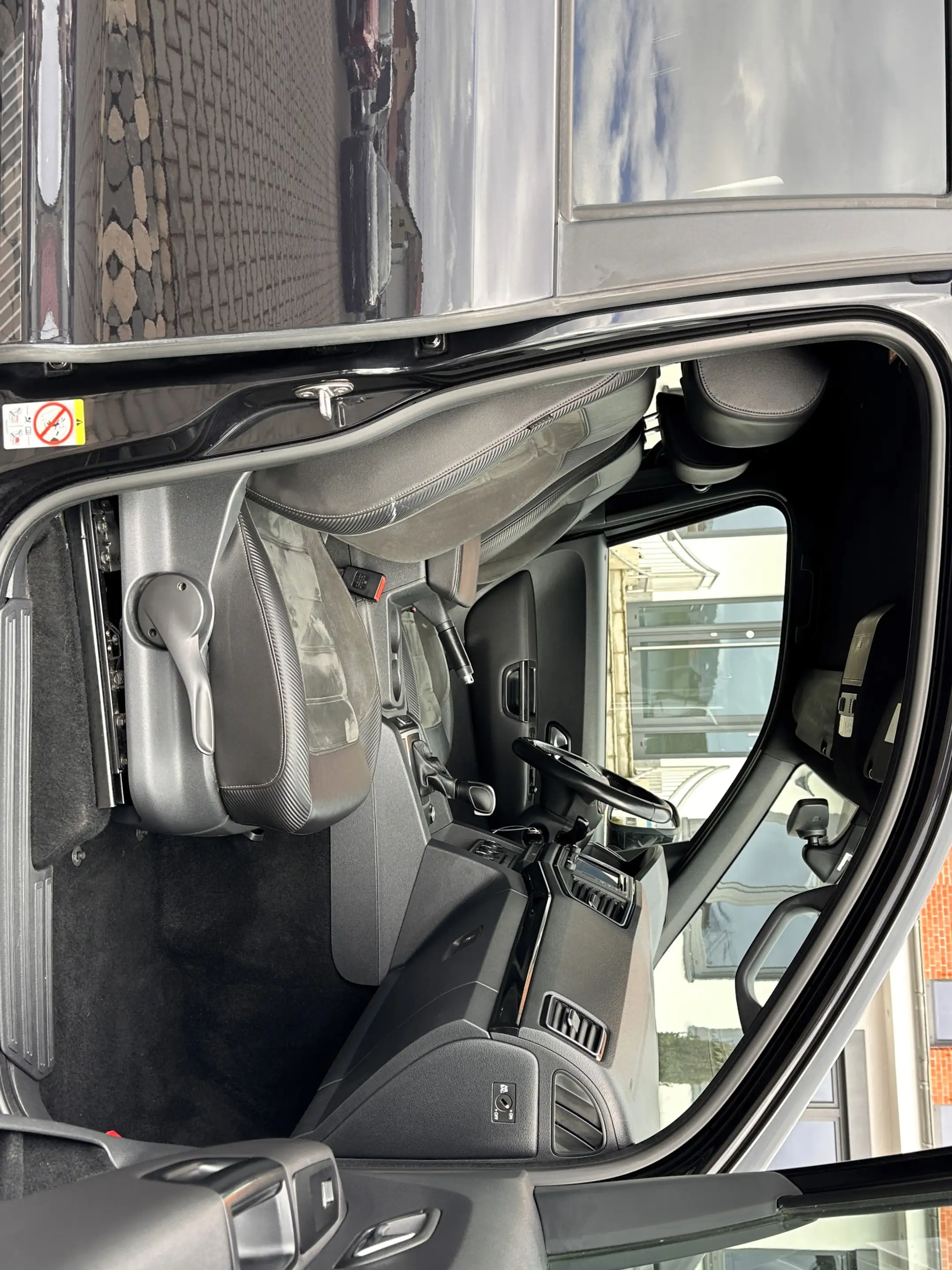 Volkswagen Amarok Highline 4Motion BLACK-STYLE XEN CAM 20 — photo 10