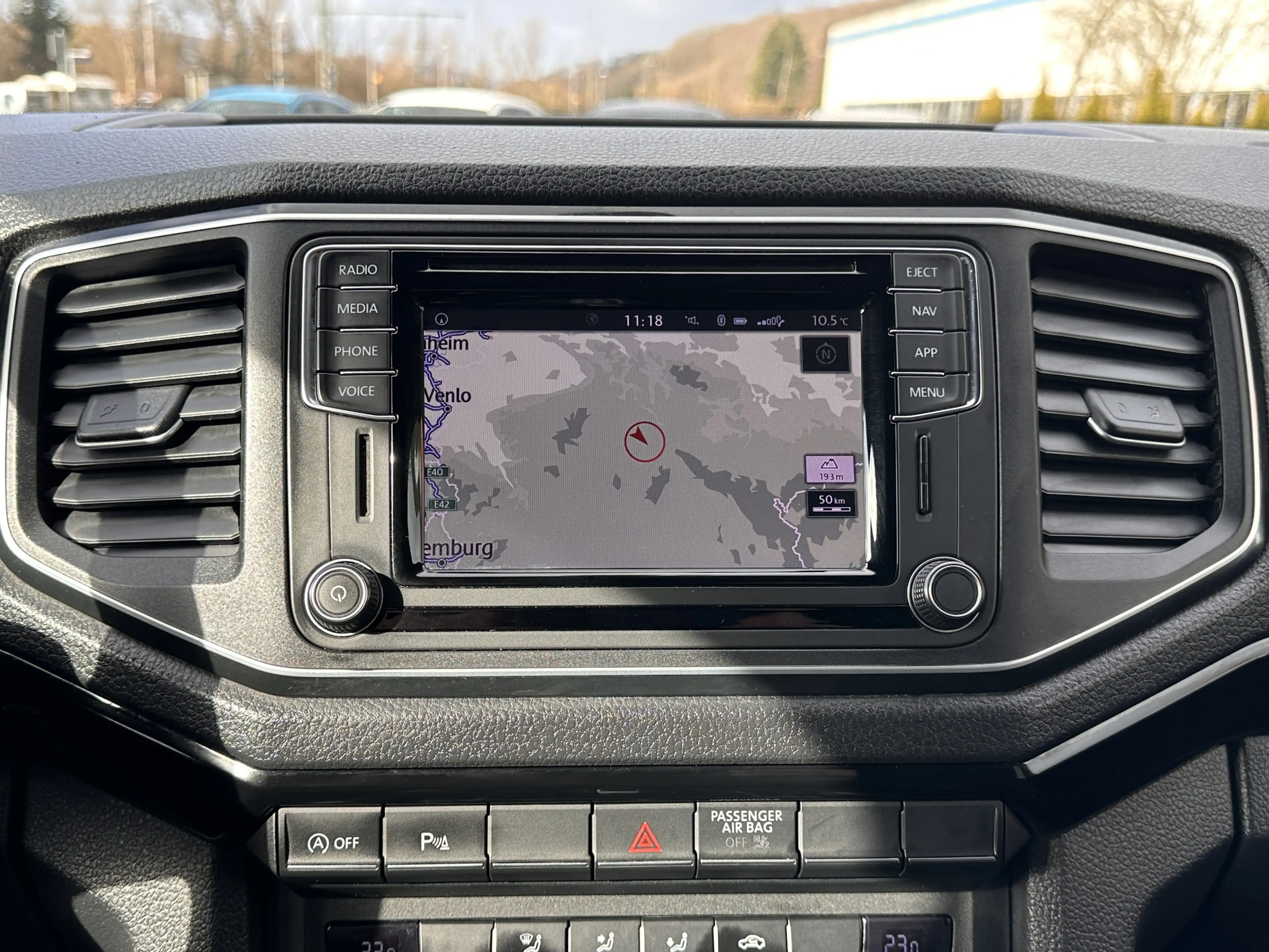 Volkswagen Amarok Highline 4Motion BLACK-STYLE XEN CAM 20 — photo 18