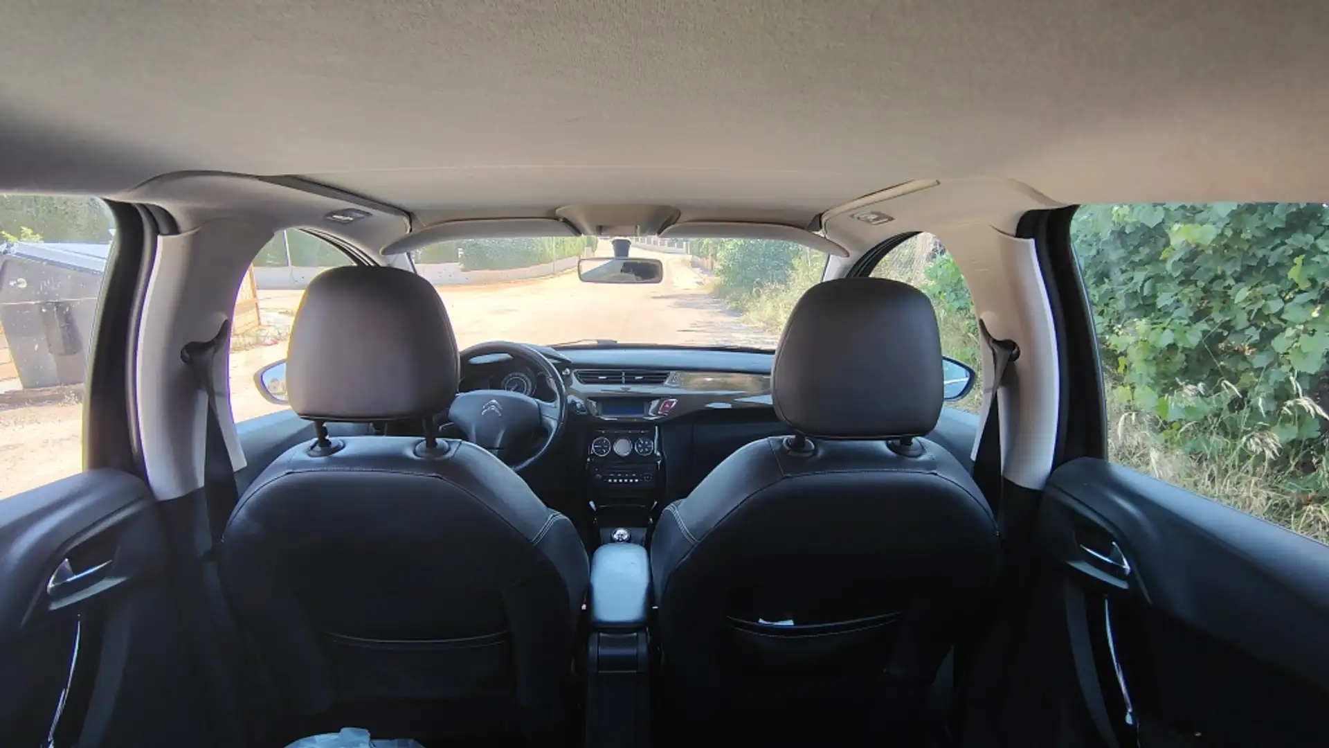 Citroen C3 1.4HDi Selection 1 Schwarz - 2